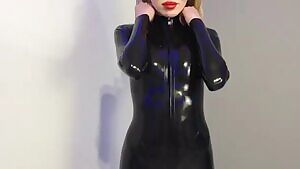 Shineelvy GIF