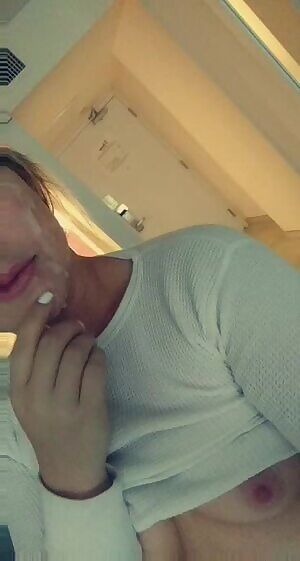 I clean up while he cleans up 😋