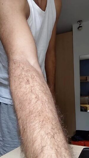 Woke up too horny this morning.