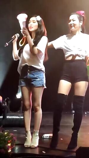 Red Velvet - Seulgi ft Irene/Yeri