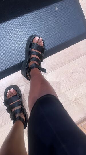Ebony Girls Feet Femdom Findom Goddess