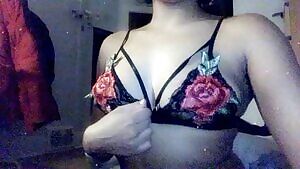 another titty drop for y’all☺️ daddy says this is his favourite bra on me!