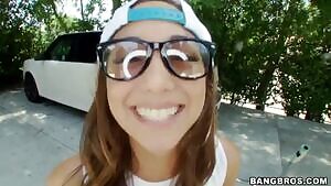 Adorable Remy in blue leggings and a crop top 😍