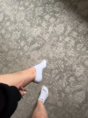 White Toes Amateur BareFootMilf Feet OnlyFans