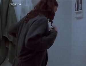 Robin Tunney sexy plot in 