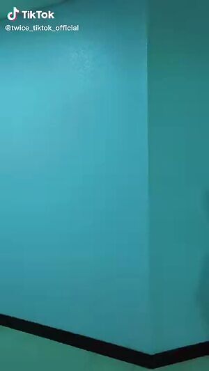 TWICE - Momo & Chaeyoung ft. Jihyo