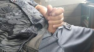 Gay Outdoors Jerk Off Male Masturbation