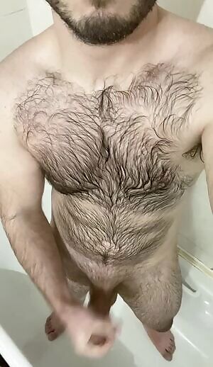 When you can’t hold it back 💦💦