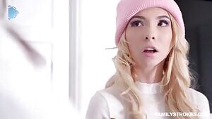 Kenzie Reeves - Lending Out Her Labia