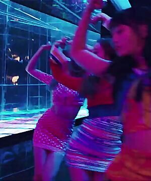 TWICE - Sana and Nayeon