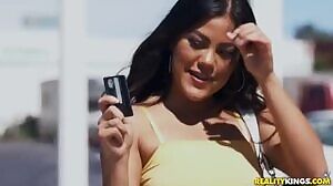 Khloe Kapri & Kendra Spade & Skylar Vox - Test Driving Him