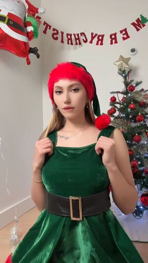 Tit Smother Amateur Ass Big Tits
