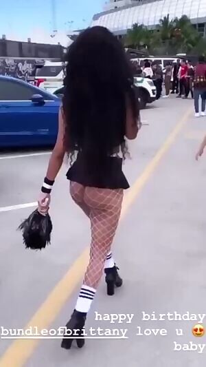 Slow motion 🍑