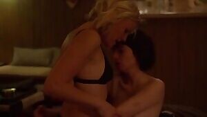 Kate Micucci and Malin Akerman - Lesbian sex scene!