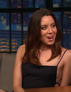 Aubrey Plaza has one of those faces I just need to cum on