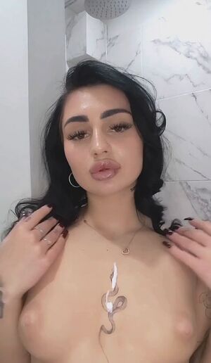 Cumming On Glasses 3D Animation Boobs
