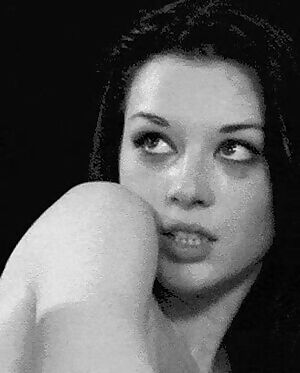 Stoya is so pretty.