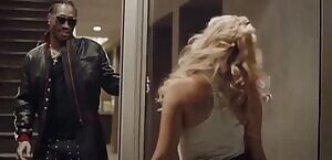 Thenumerauna in future and Chris brown video