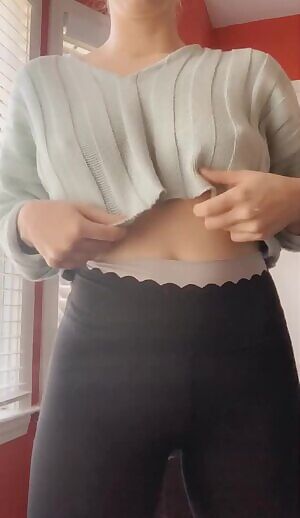 I wish someone else could be here to play with my tits :)