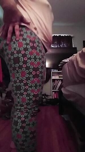 My ass was getting jealous of all the attention my tits got, 😋 show it some love?