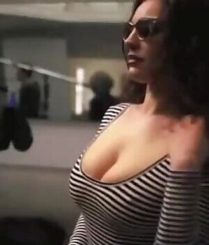 Kelly Brook