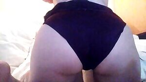 /u/rubenesque_am_i the definition of THICK