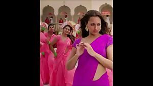 Sonakshi's Navel show!
