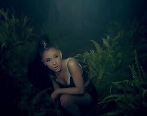 Ariana is such a tease. I’d like to fuck her in that outfit, kiss her, fondle her perky boobies