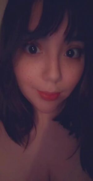 Pushing them together or the few people enjoying my posts 🖤