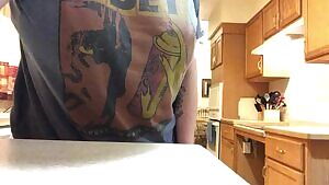 Had to find a way to keep myself entertained during my 16 hour shift last night 😋