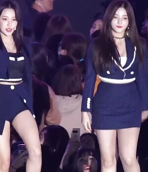 MOMOLAND Nancy