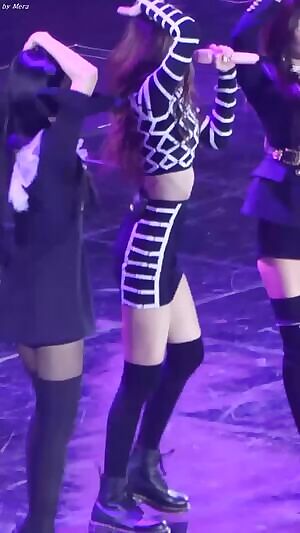 Blackpink - Lisa