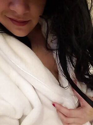 ✨ Lazing around today - happy to be home! maybe even ! 💕