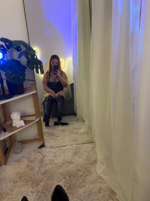 Femdom Feet Dominant Domination Domme Findom
