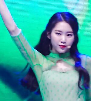 Oh My Girl - Jiho