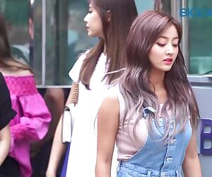 TWICE - Jihyo