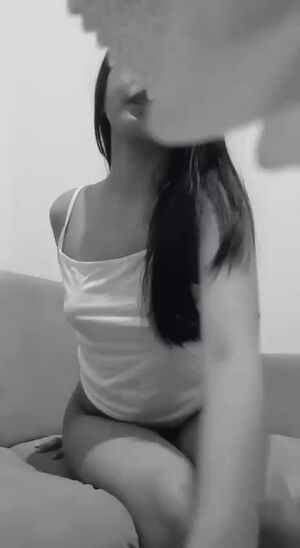 Filipinas Amateur Filipina Fingering Masturbating
