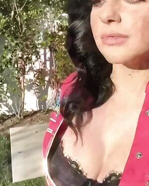 Ariel Winter Cowgirl