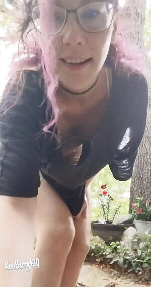 It's a lovely morning, join me outside for breakfast? 38