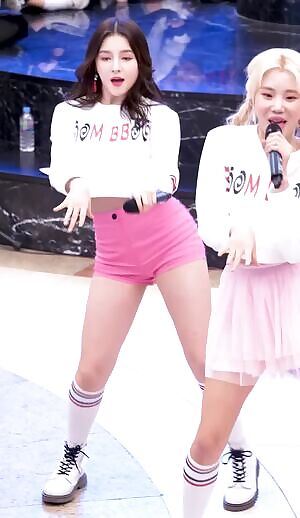 MOMOLAND - Nancy Nice Ass Front and Back View