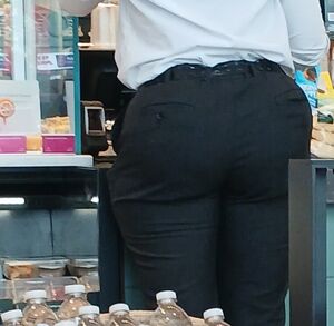No Face Ass Thot r/CaughtPublic