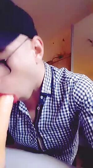 Where is my sissy gf ? i wanna suck u😍