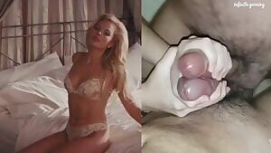 Margot Robbie lending a hand