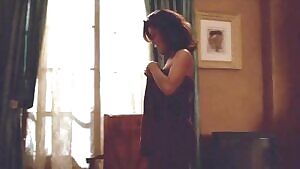 Naomi Watts and Laura Harring in Mulholland Drive - Brightened