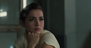 I'm Looking to roleplay as Ana de Armas for someone?