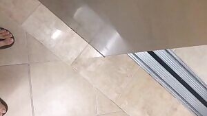 piss in elevator