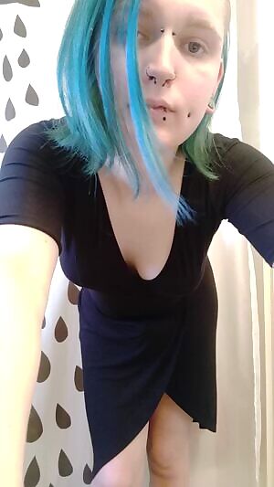 Your date is naughty and is not only horny but didn't wear underwear!