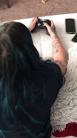 Anyone else play borderlands like this?