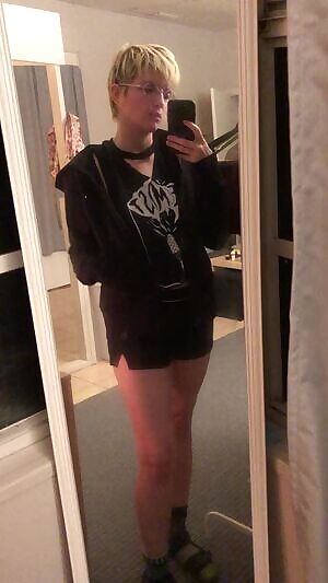 too much side boob? pfft