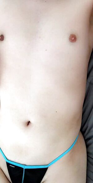 I want someone to play with my nipples while we cuddle